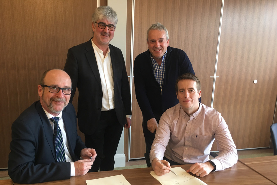 Agreement signed for new watersports centre in Exmouth
